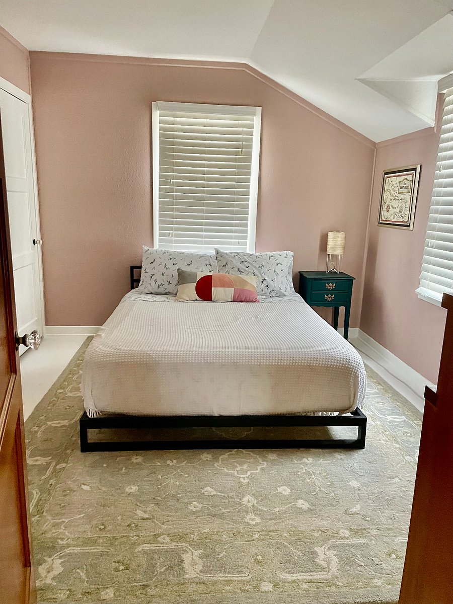 Bedroom #1