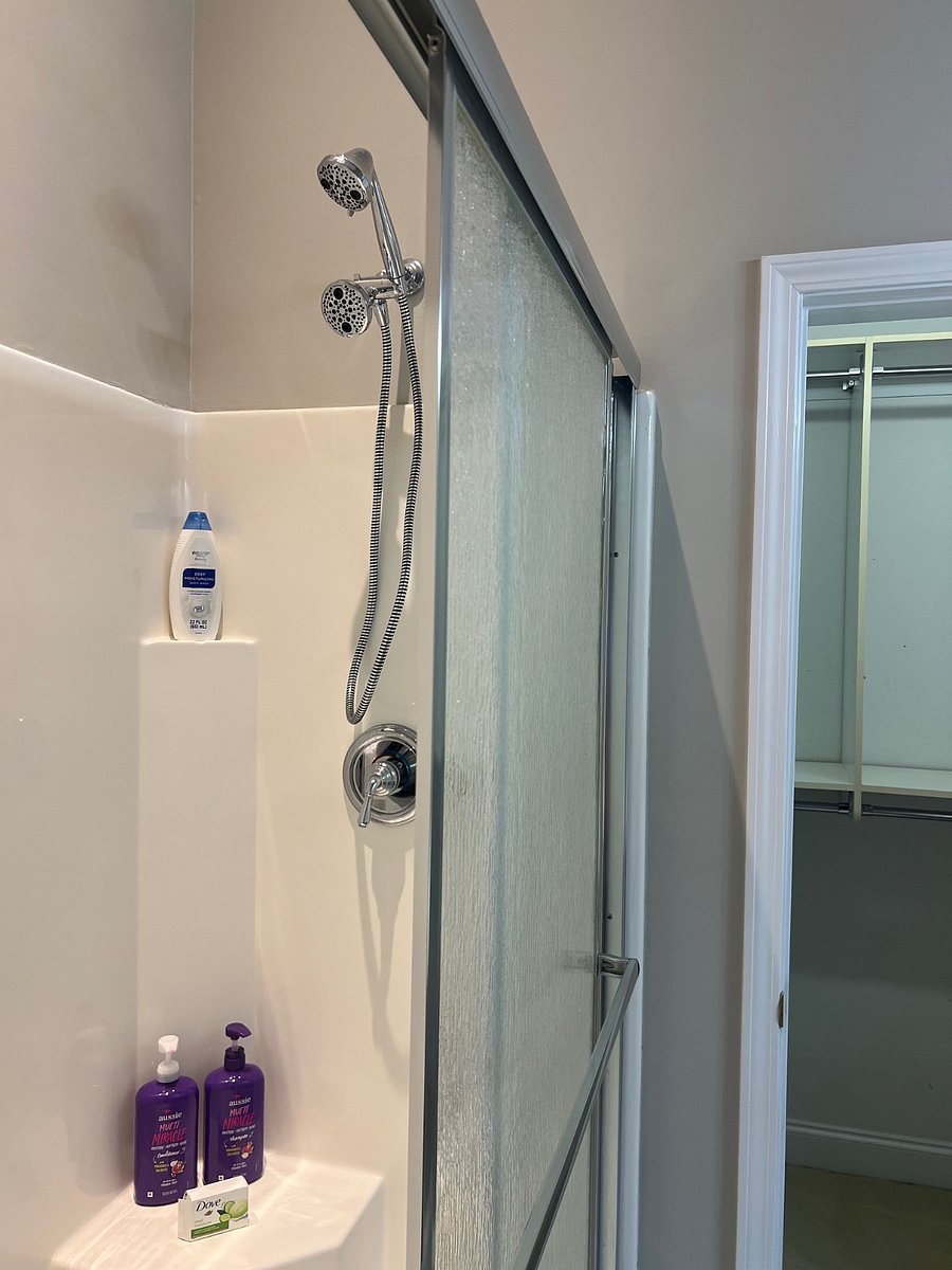 Walk in shower