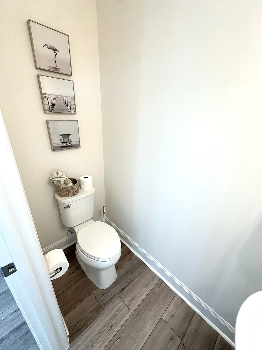 Powder room 