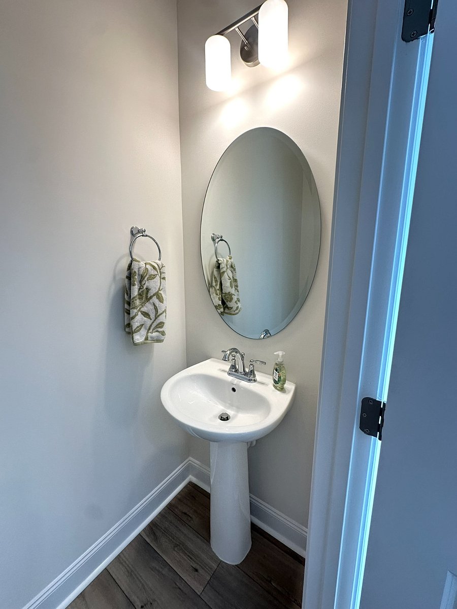 Powder room 