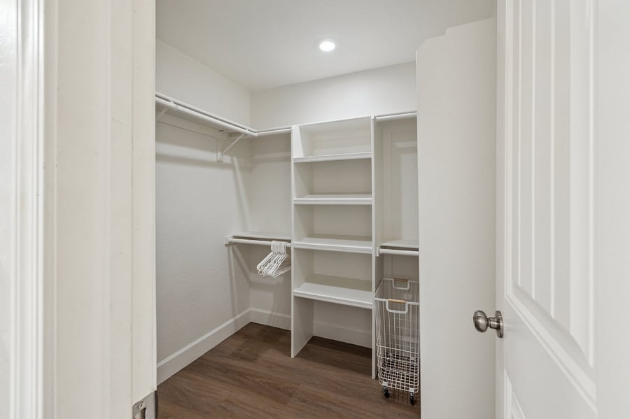 Furnished Finder property 836331_1 photo 15