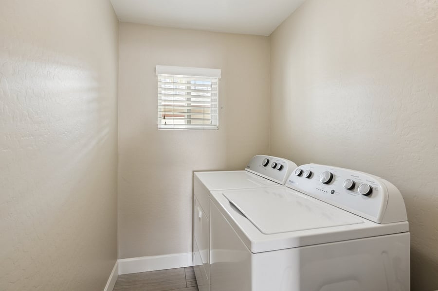 Furnished Finder property 836331_1 photo 22