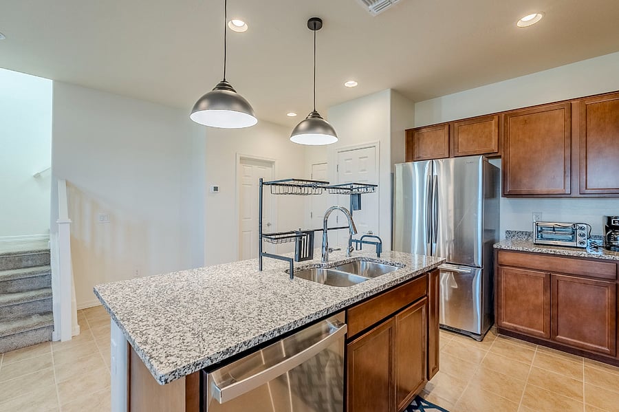 Furnished Finder property 836341_1 photo 3