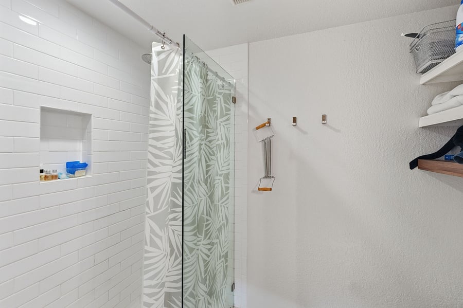 Furnished Finder property 836390_1 photo 6
