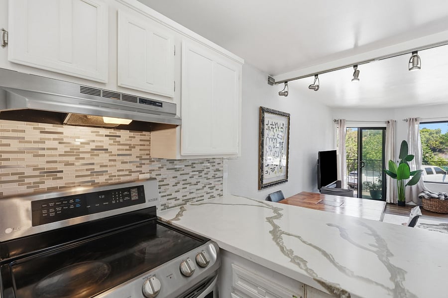 Furnished Finder property 836390_1 photo 24