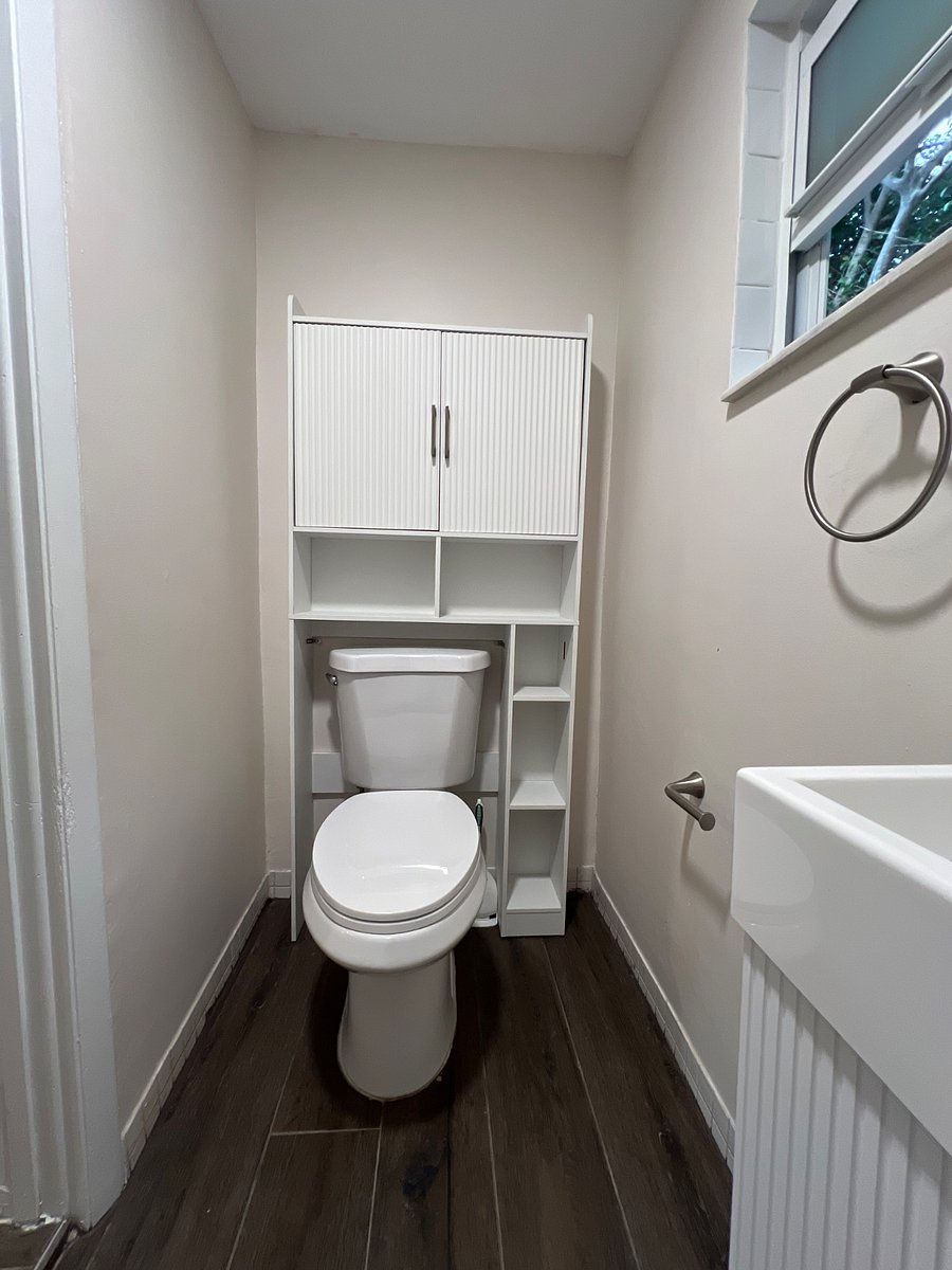 Over toilet bathroom storage