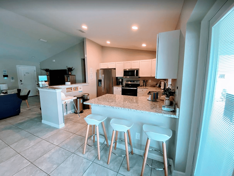 Furnished Finder property 836438_1 photo 3