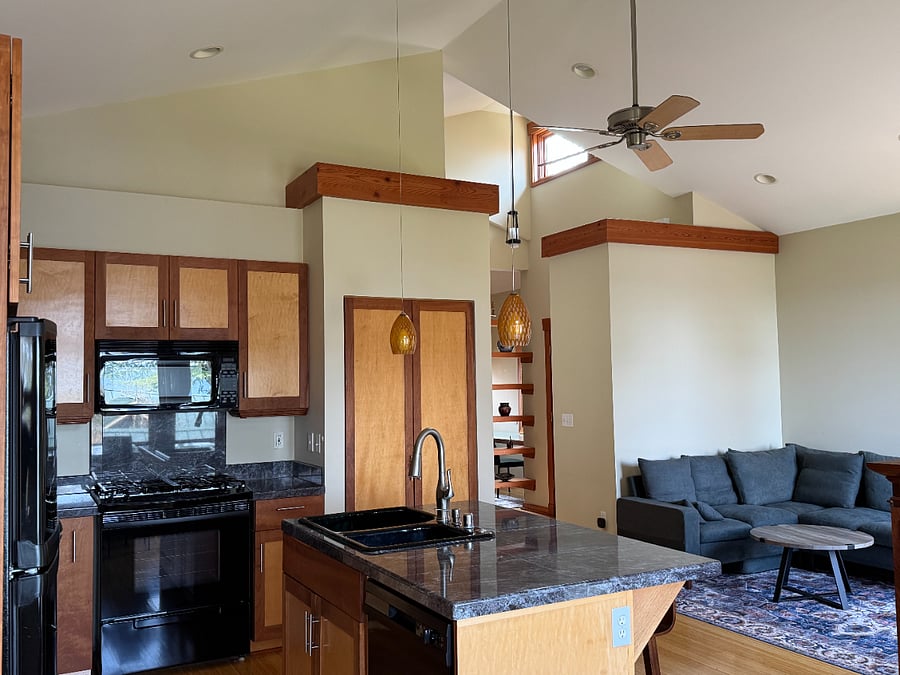 Furnished Finder property 836450_1 photo 15
