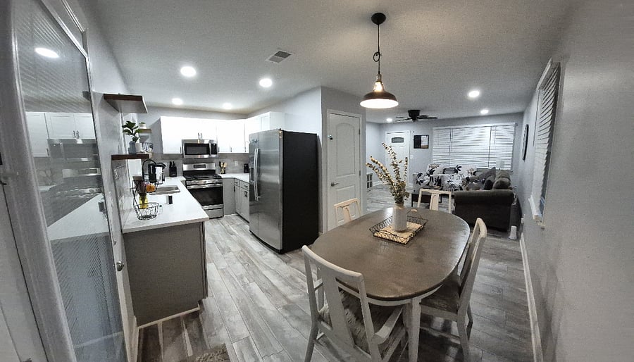 Furnished Finder property 836466_1 photo 3