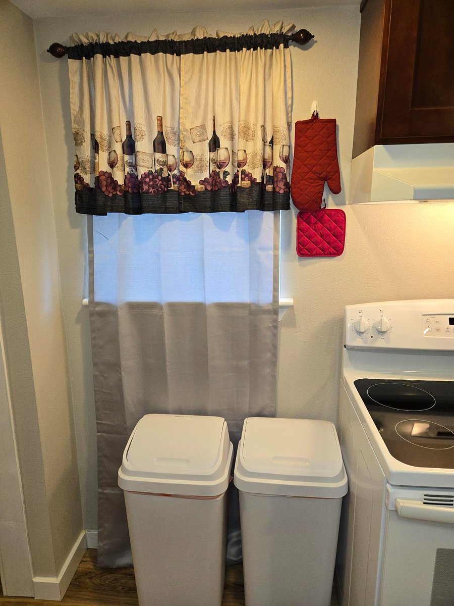 Furnished Finder property 836494_2 photo 8