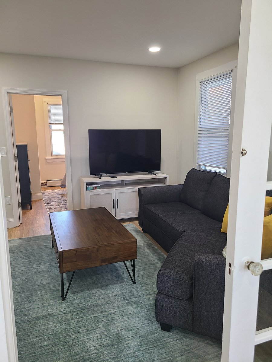 Furnished Finder property 836506_1 photo 4