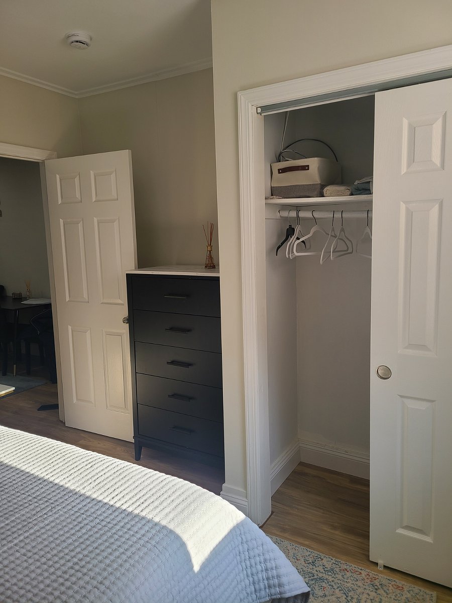Furnished Finder property 836506_1 photo 17