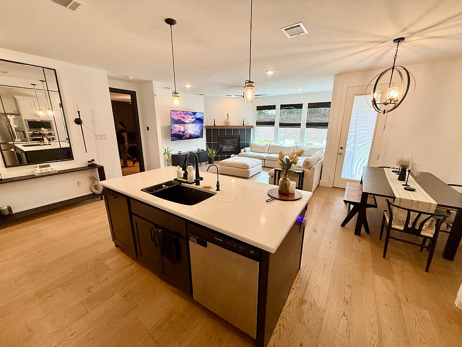 Furnished Finder property 836516_1 photo 13
