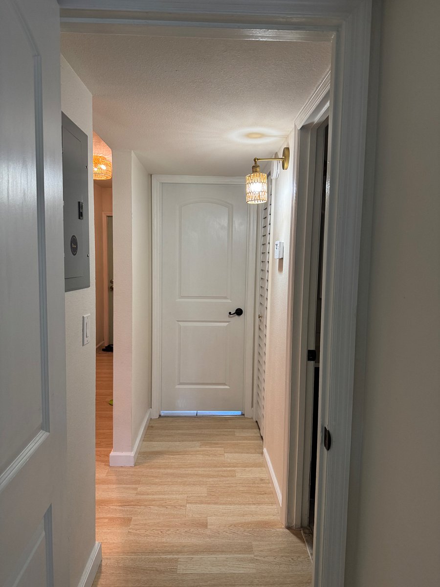 Furnished Finder property 836530_1 photo 21