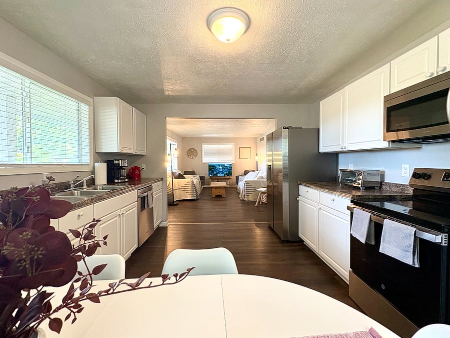 Furnished Finder property 836551_1 photo 9