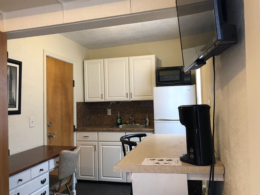 Furnished Finder property 836560_2 photo 2