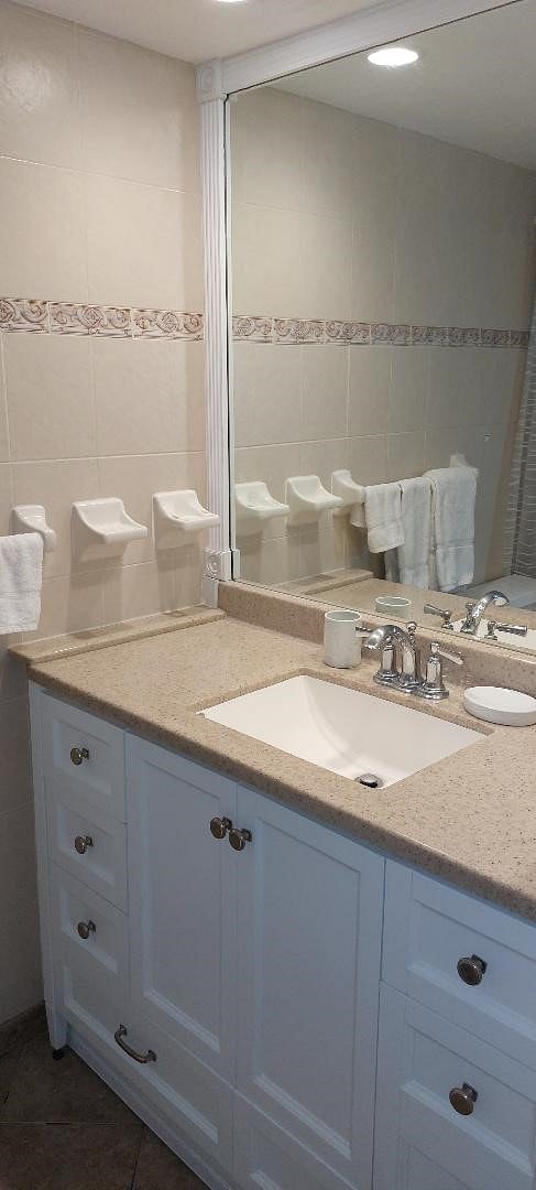 Furnished Finder property 836564_1 photo 10