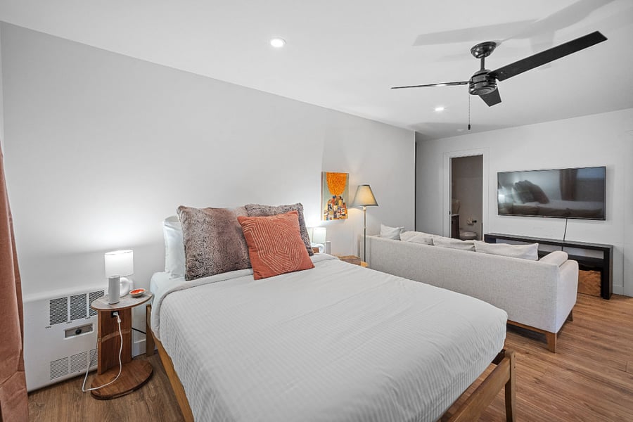 Furnished Finder property 836573_1 photo 3