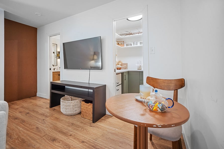 Furnished Finder property 836573_1 photo 21