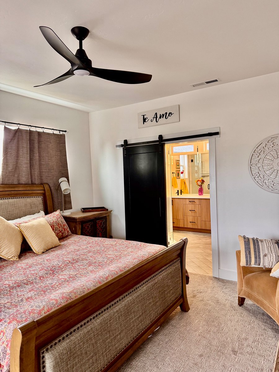 aster Bedroom