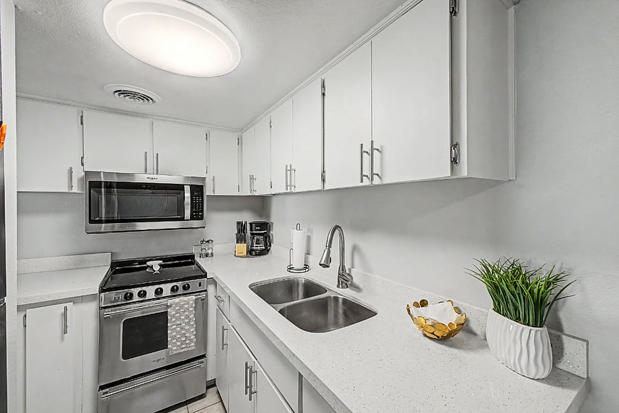 Furnished Finder property 836642_1 photo 6