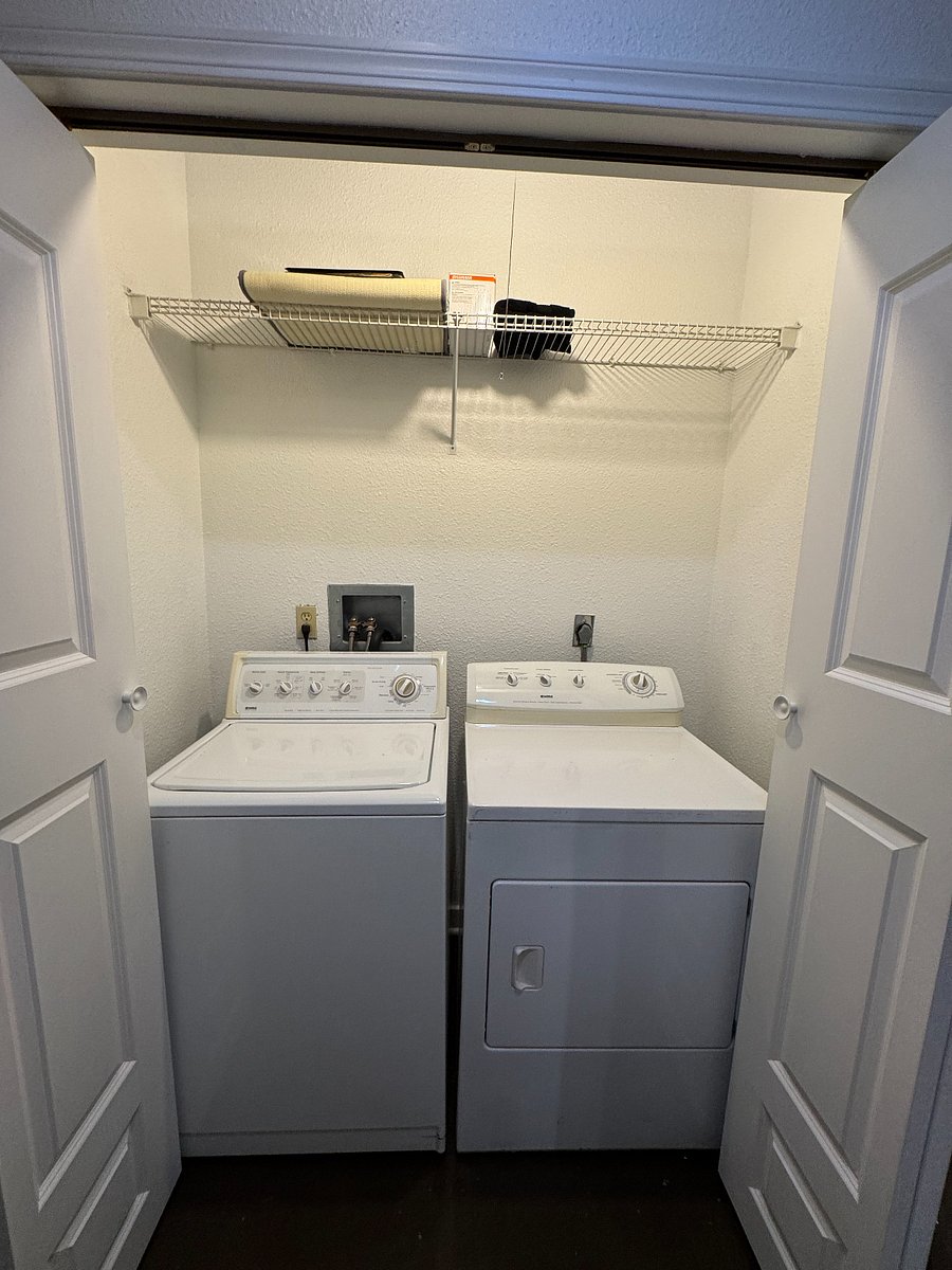 Furnished Finder property 836662_1 photo 9