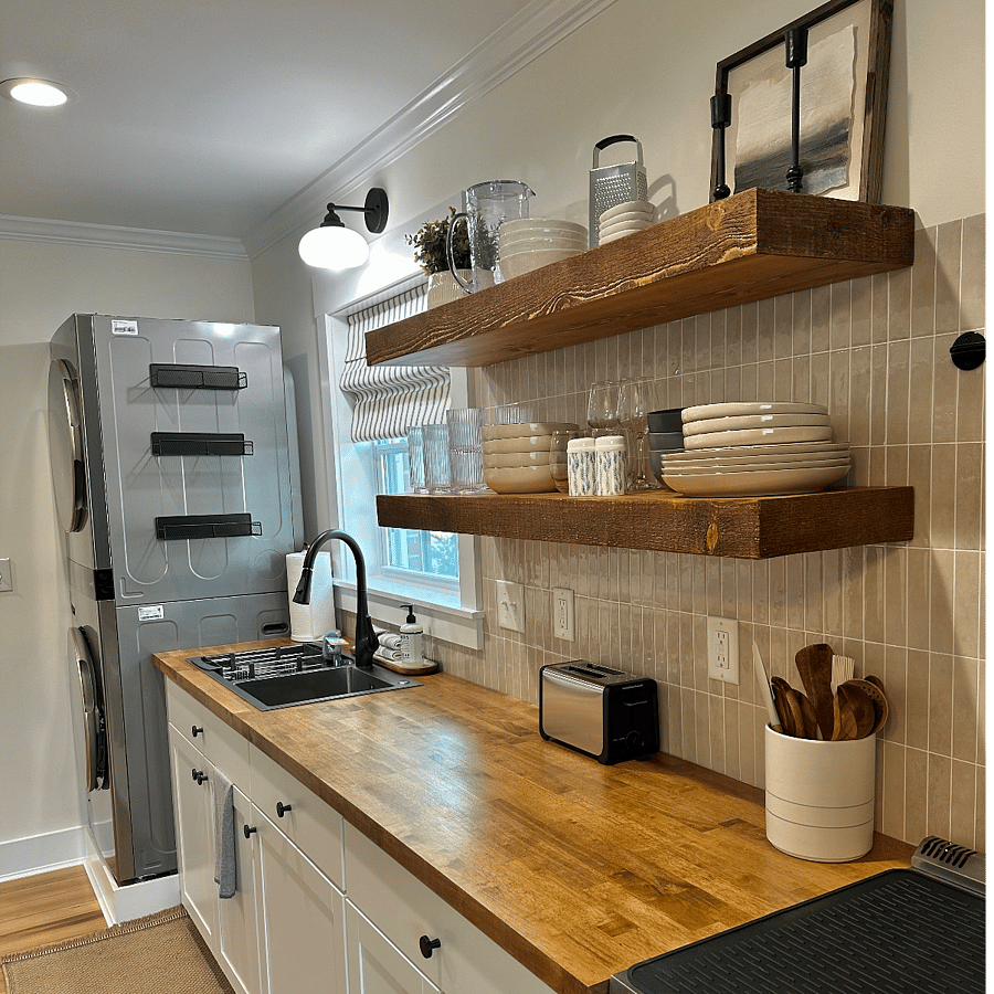 Plenty of tableware for at home meals