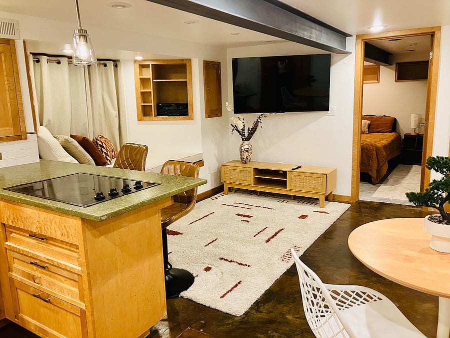 Furnished Finder property 836674_1 photo 17