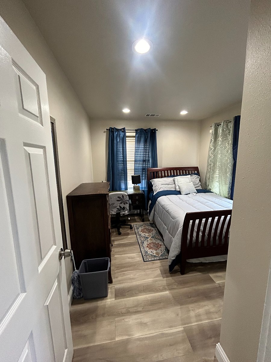 Furnished Finder property 836767_1 photo 6
