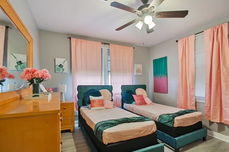 Furnished Finder property 836776_1 photo 3
