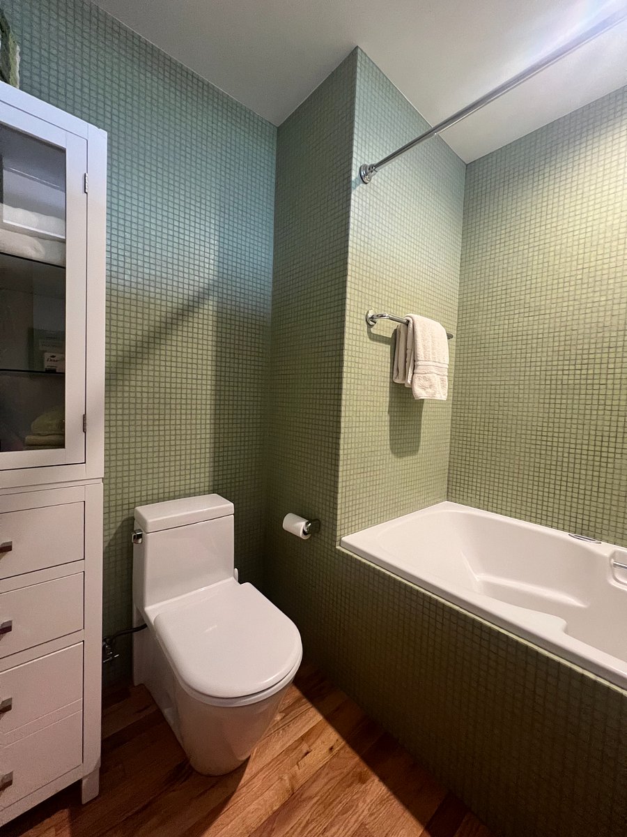 Furnished Finder property 836801_1 photo 16