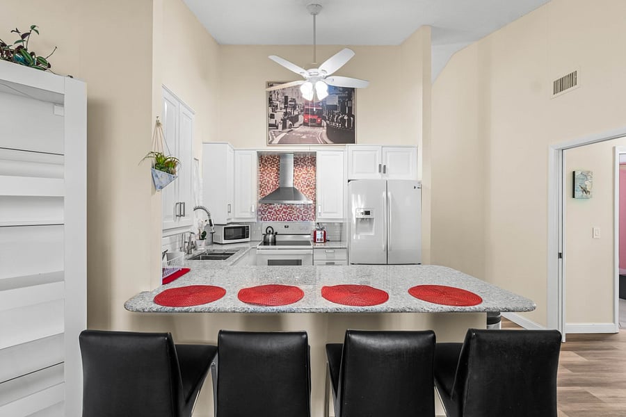 Furnished Finder property 836829_1 photo 13