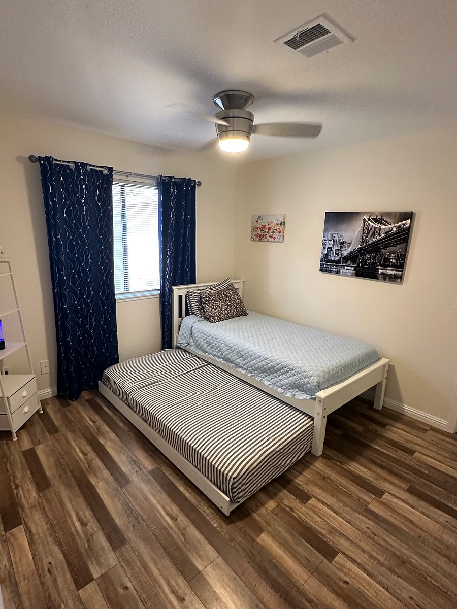 Furnished Finder property 836859_1 photo 8