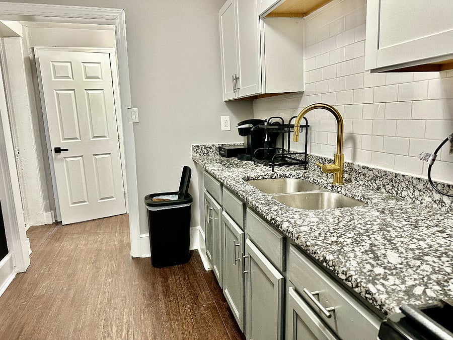 Furnished Finder property 836889_1 photo 3