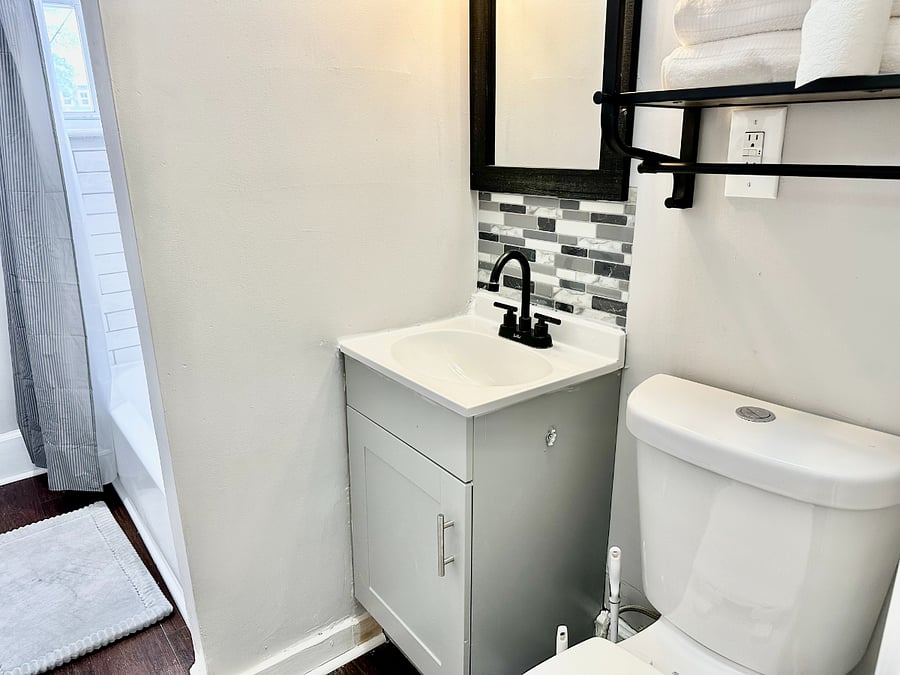 Furnished Finder property 836889_1 photo 9