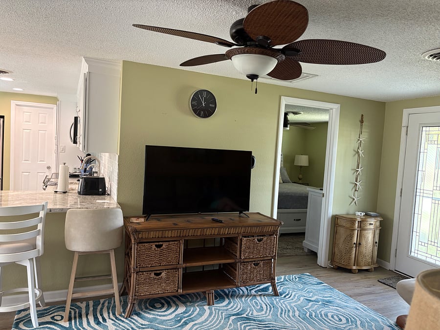 Furnished Finder property 836898_1 photo 6