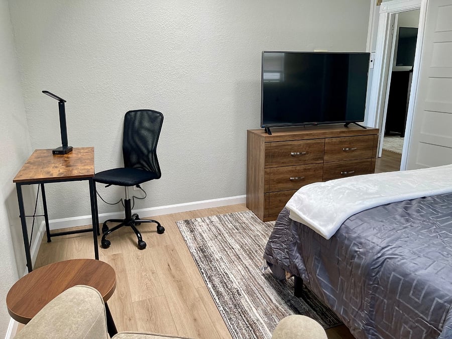 Furnished Finder property 836904_2 photo 3