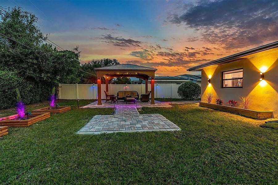 Furnished Finder property 836906_1 photo 30