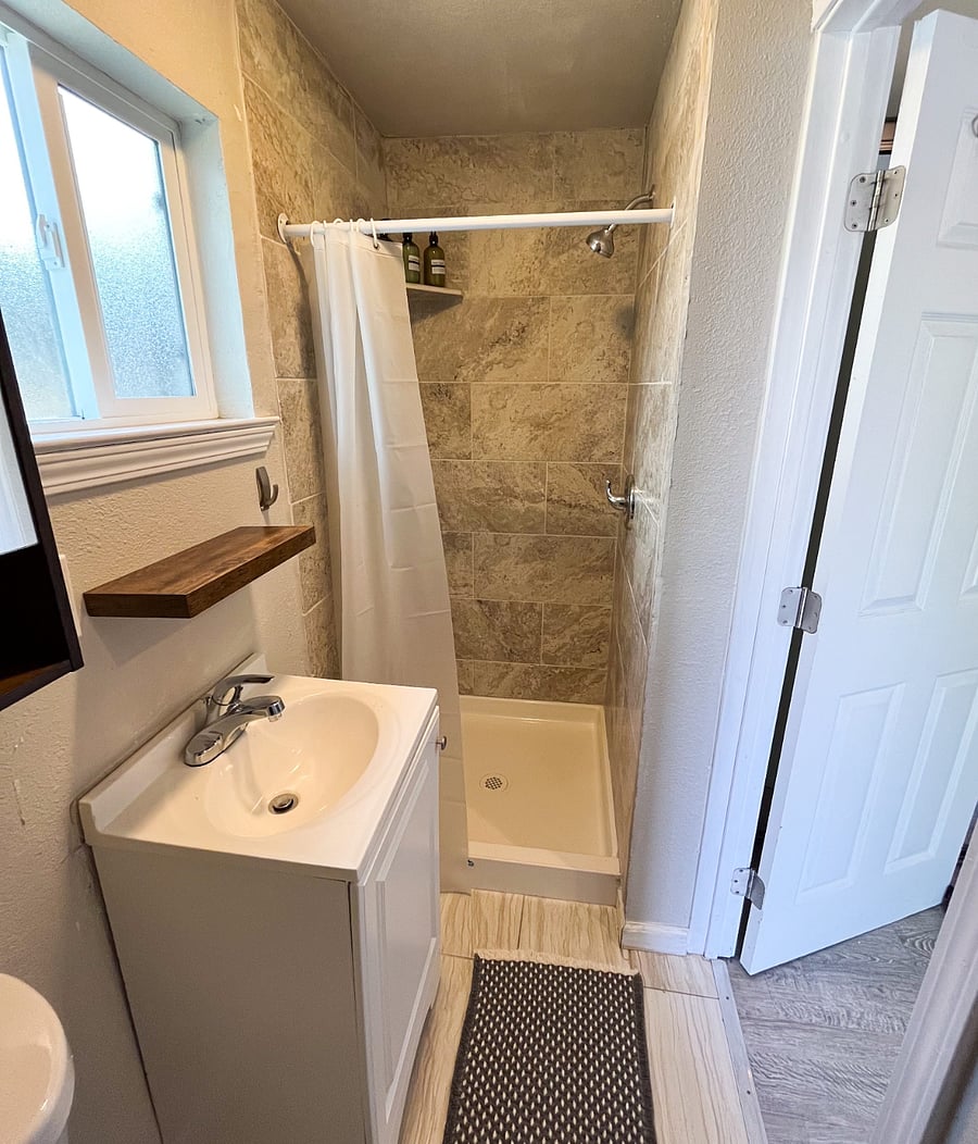 Furnished Finder property 836932_1 photo 4