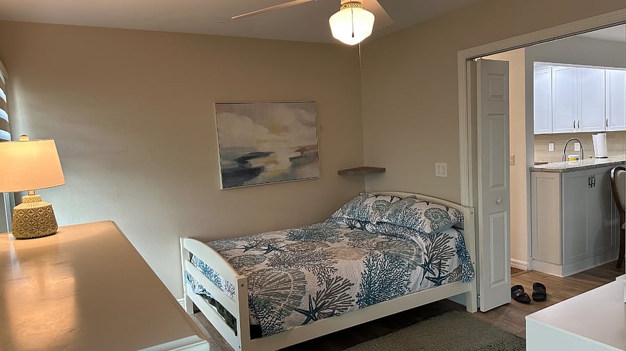 First floor bedroom Full size bed