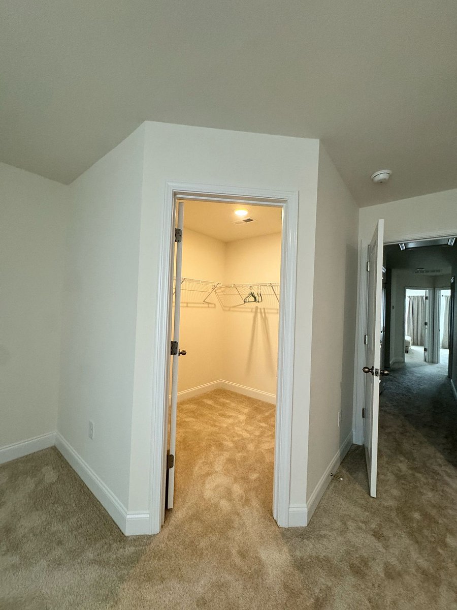 Furnished Finder property 836972_1 photo 4