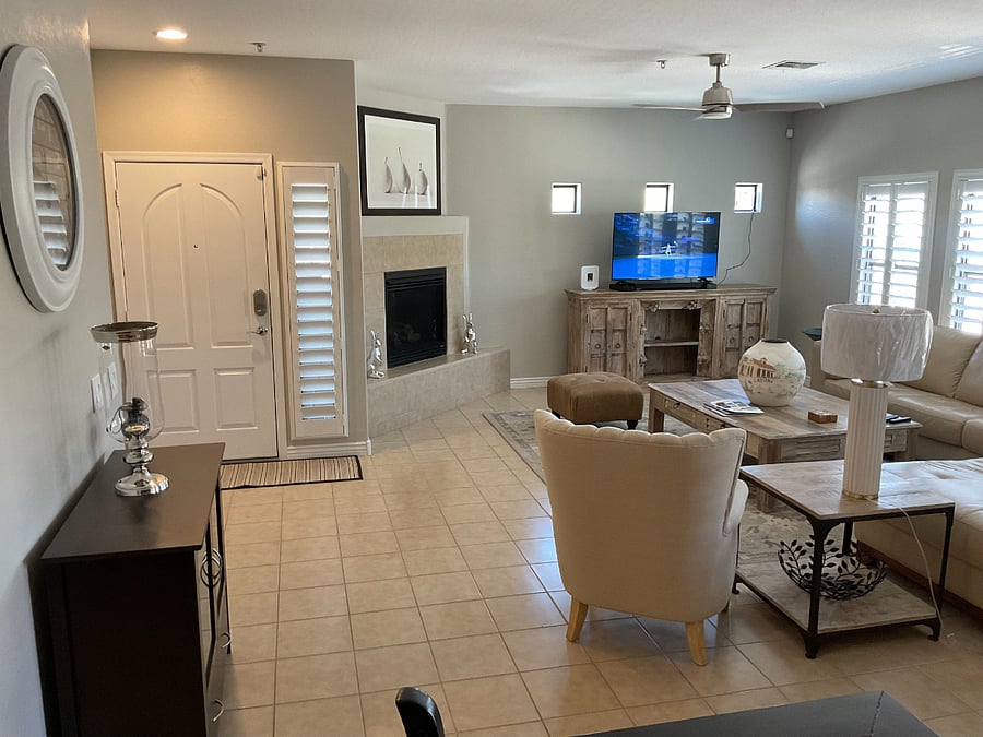 Furnished Finder property 836978_1 photo 4