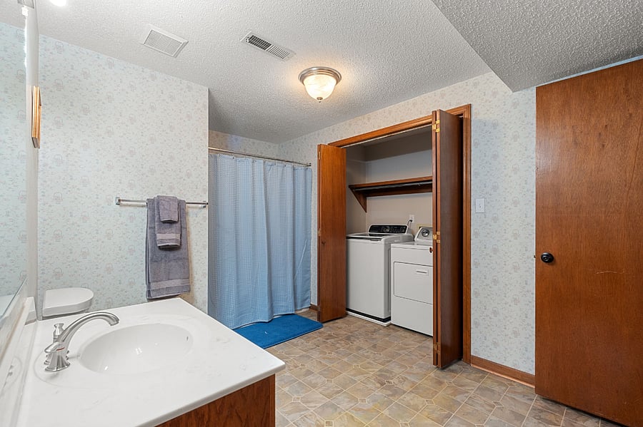 Furnished Finder property 837024_1 photo 23