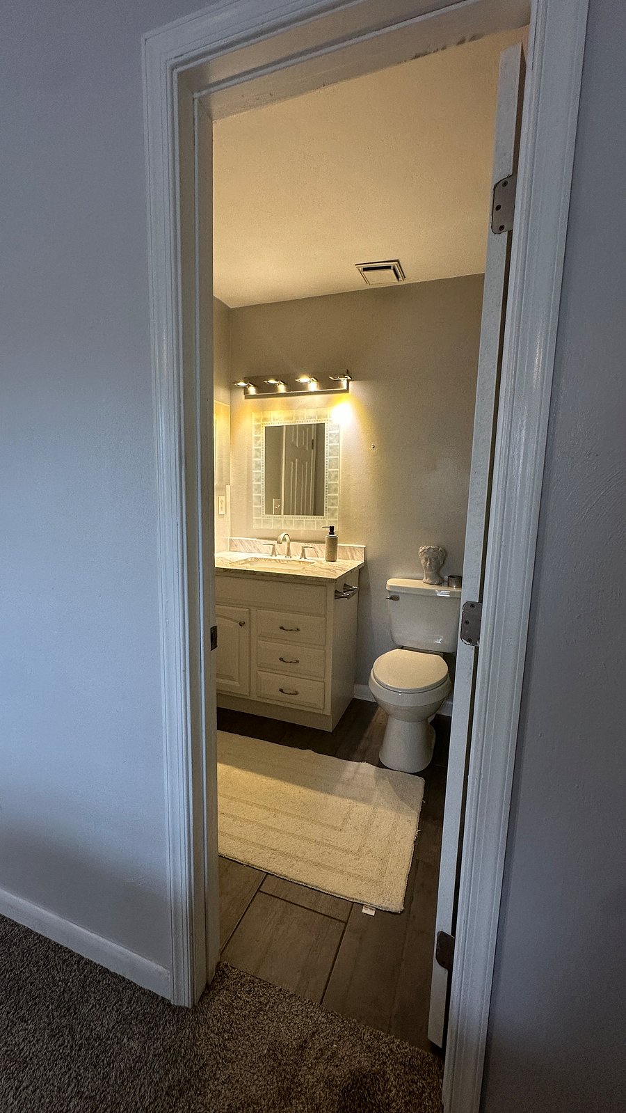 Furnished Finder property 837105_1 photo 5