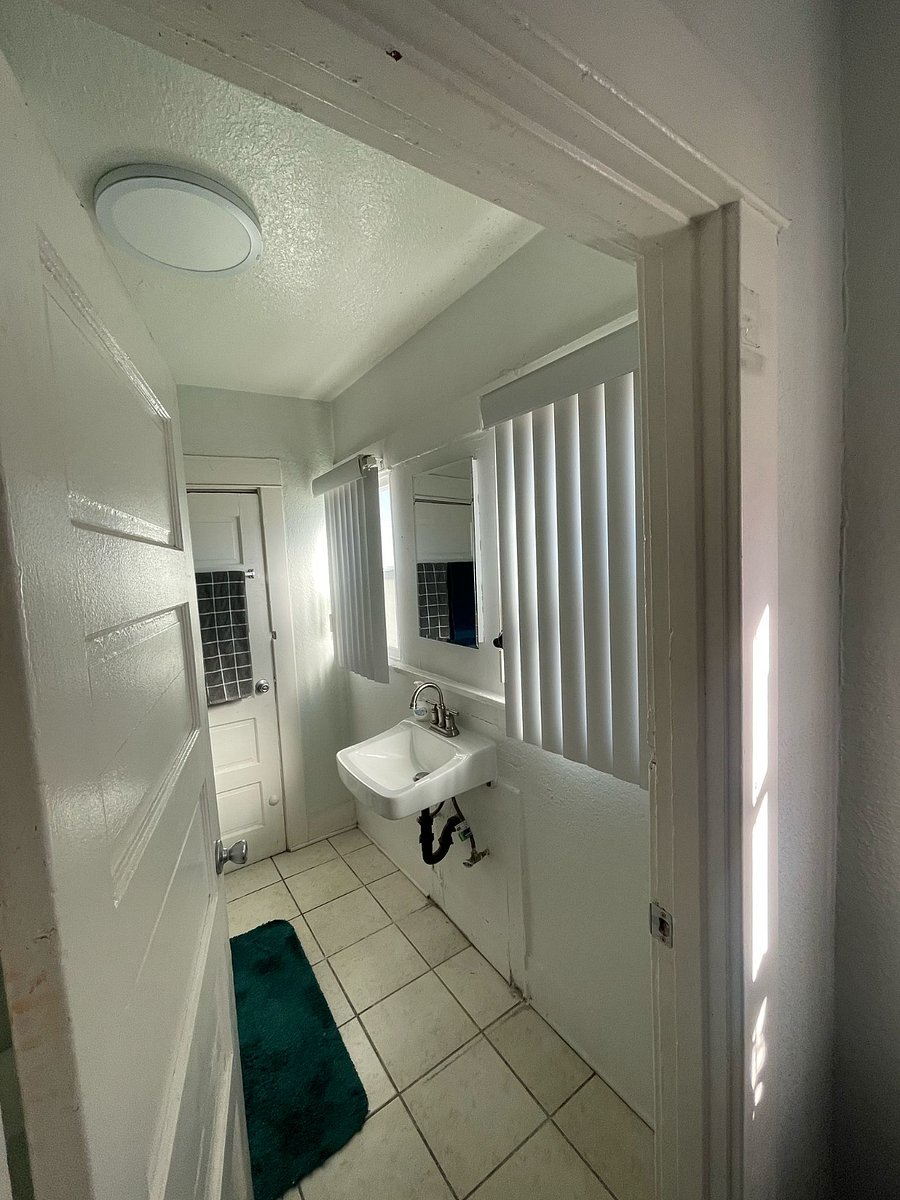Furnished Finder property 837141_1 photo 9