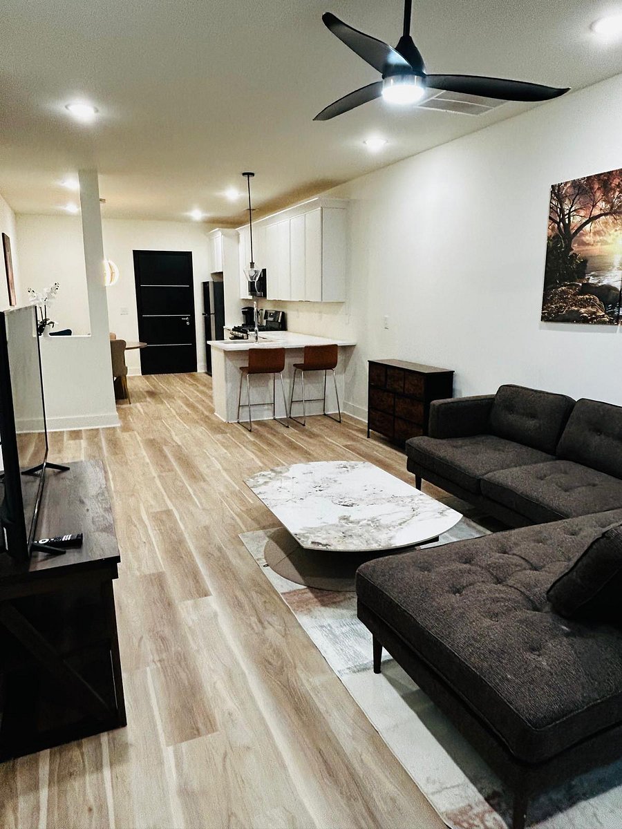 Furnished Finder property 837157_1 photo 1