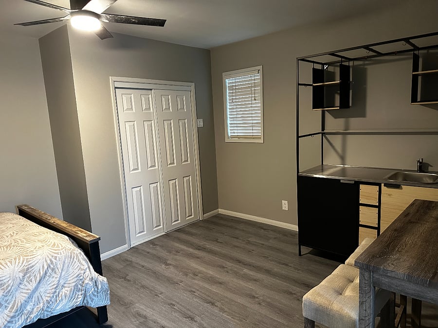 Furnished Finder property 837196_1 photo 3