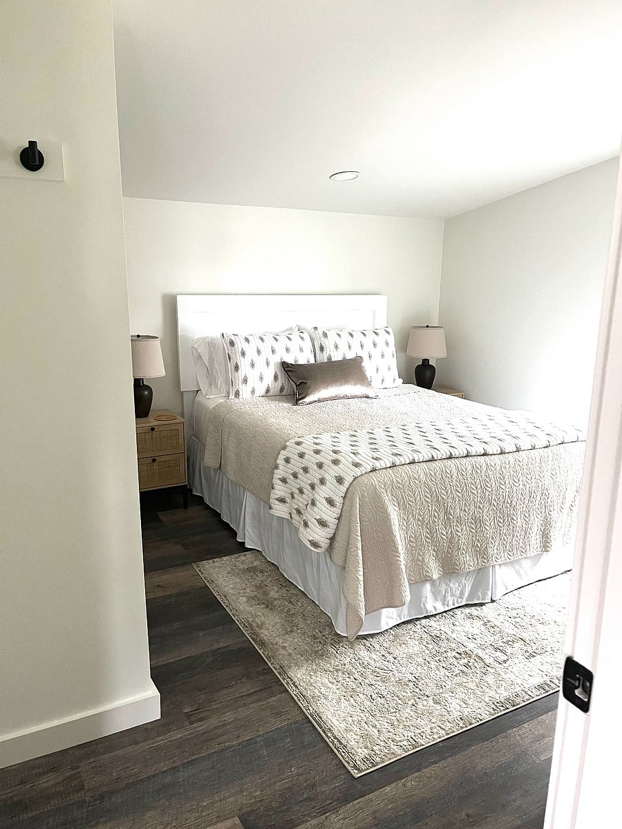 Furnished Finder property 837205_1 photo 12