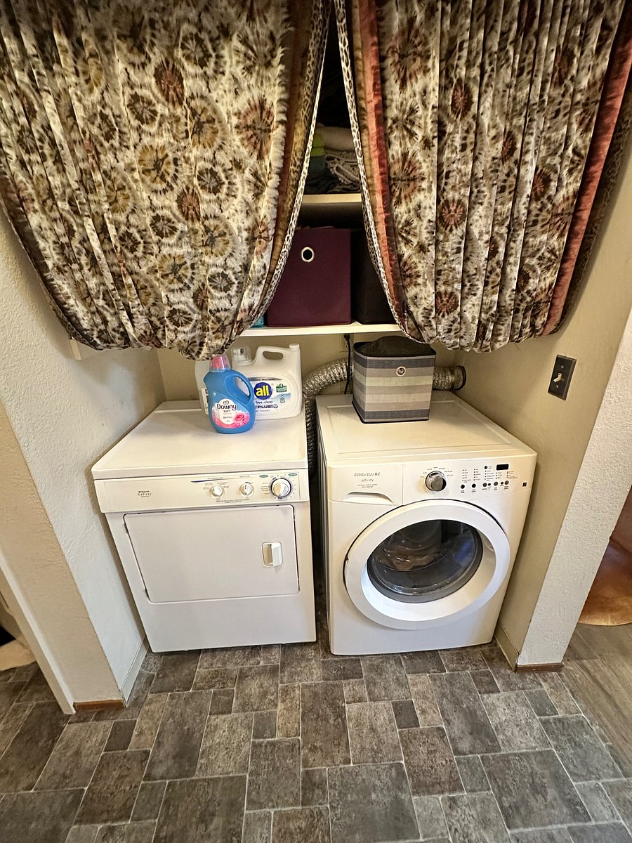 Furnished Finder property 837210_1 photo 30