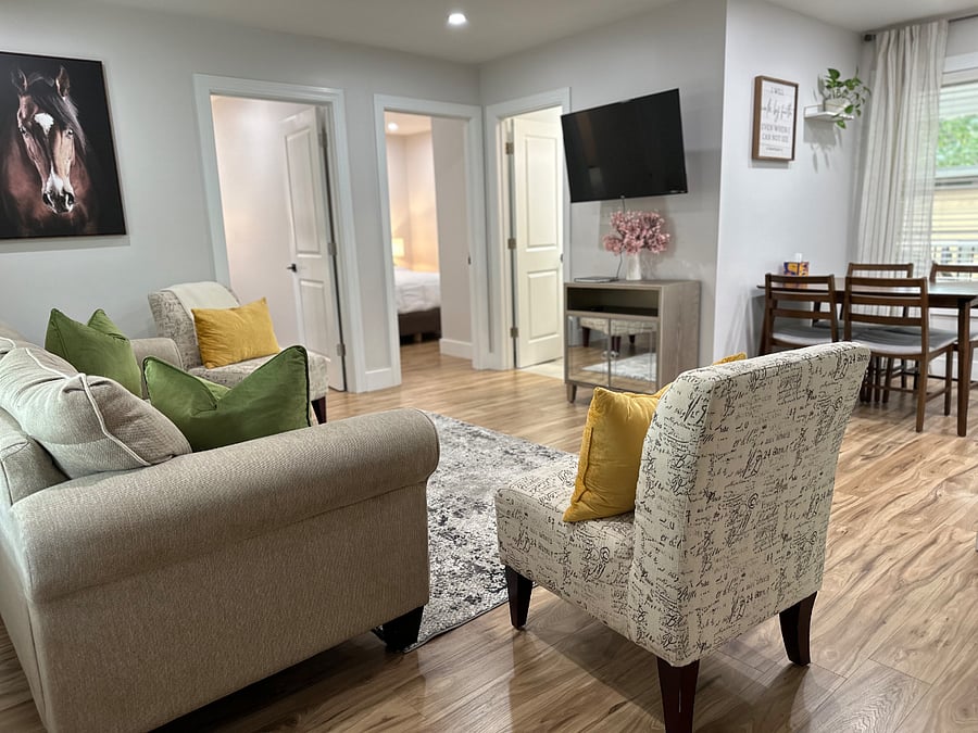 Furnished Finder property 837233_1 photo 3